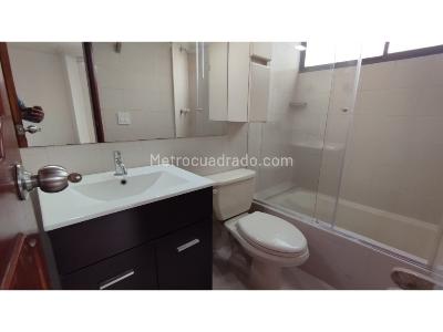 Apartamento de 3 alcobas en venta en Loma De Los Gonzalez, Medellín, 127 m² · foto 18 de 19