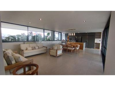 Apartamento de 4 alcobas en venta en Loma Del Tesoro, Medellín, 370 m² · foto 2 de 20