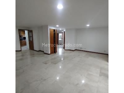 Apartamento en venta en Laureles, Medellín · foto 2 de 20