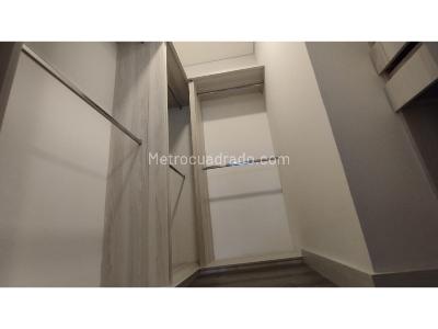 Apartaestudio en venta en Loma De Los Gonzalez, Medellín, 88 m² · foto 19 de 20