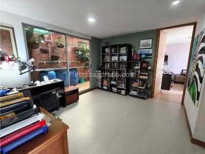 Apartamento de 3 alcobas en venta en Loma El Escobero, Envigado, 114 m² · foto 13 de 20