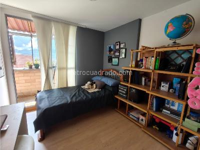 Apartamento de 3 alcobas en venta en Loma El Escobero, Envigado, 114 m² · foto 15 de 20