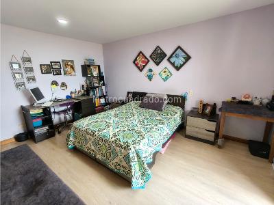 Apartamento de 3 alcobas en venta en Loma El Escobero, Envigado, 114 m² · foto 18 de 20