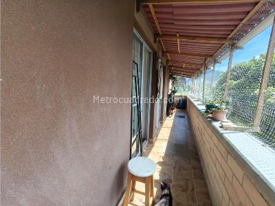 Apartamento de 3 alcobas en venta en Loma El Escobero, Envigado, 114 m² · foto 8 de 20