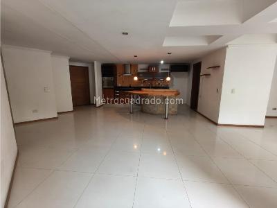 Apartamento de 2 alcobas en venta en Las Lomitas, Sabaneta, 125 m² · foto 11 de 20