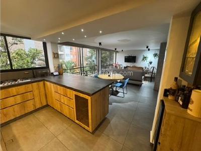 Casa de 4 alcobas en venta en El Tesoro, Medellín, 248 m² · foto 6 de 20