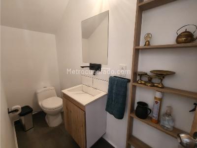 Casa de 4 alcobas en venta en El Tesoro, Medellín, 248 m² · foto 12 de 20
