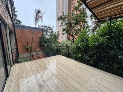 Casa de 4 alcobas en venta en El Tesoro, Medellín, 248 m² · foto 15 de 20