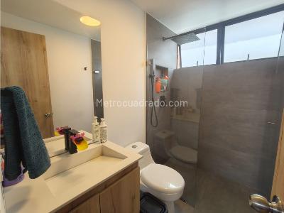 Casa de 4 alcobas en venta en El Tesoro, Medellín, 248 m² · foto 20 de 20