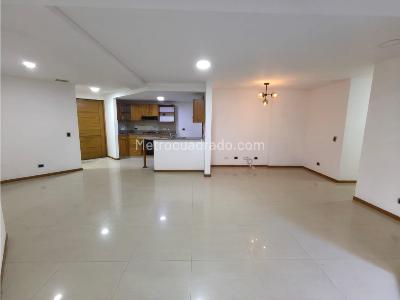 Apartamento de 3 alcobas en venta en Las Lomitas, Sabaneta, 111 m² · foto 11 de 20