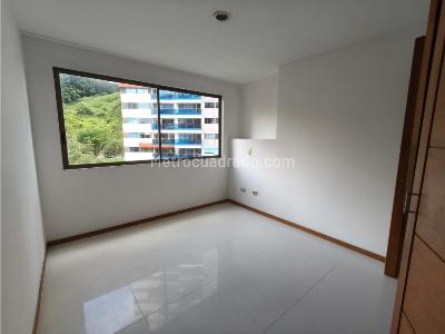 Apartamento de 3 alcobas en venta en Las Lomitas, Sabaneta, 98 m² · foto 12 de 20