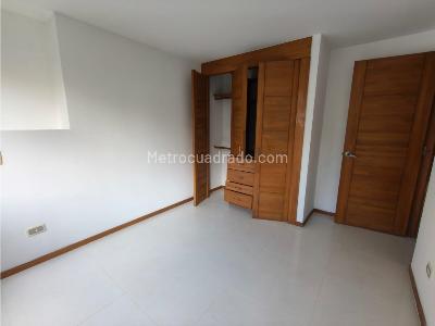 Apartamento de 3 alcobas en venta en Las Lomitas, Sabaneta, 98 m² · foto 13 de 20