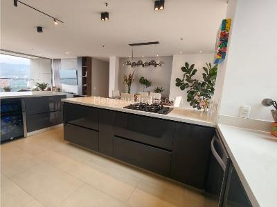 Apartamento en venta en El Tesoro, Medellín · foto 18 de 20