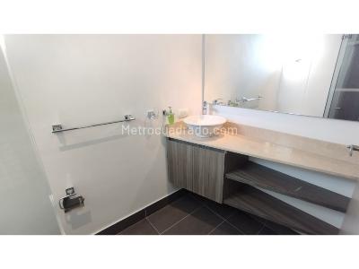 Apartamento de 3 alcobas en venta en El Tesoro, Medellín, 220 m² · foto 10 de 20