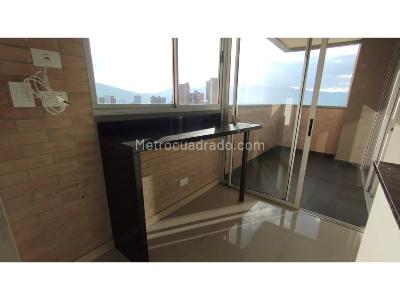 Apartamento de 3 alcobas en venta en El Tesoro, Medellín, 220 m² · foto 12 de 20