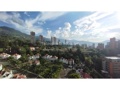 Apartamento de 3 alcobas en venta en El Tesoro, Medellín, 220 m² · foto 13 de 20