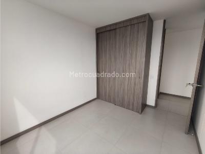 Apartamento de 3 alcobas en venta en Asdesilla, Sabaneta, 76 m² · foto 19 de 20