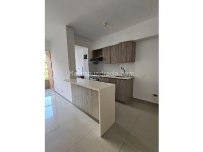Apartamento de 3 alcobas en venta en Asdesilla, Sabaneta, 72 m² · foto 1 de 18
