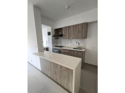 Apartamento de 3 alcobas en venta en Asdesilla, Sabaneta, 72 m² · foto 2 de 18