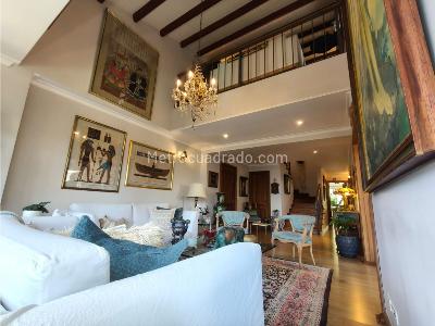 Apartamento de 3 alcobas en venta en El Tesoro, Medellín, 240 m² · foto 3 de 20