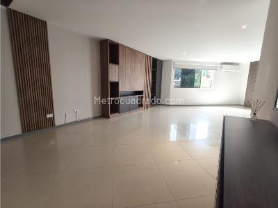 Apartamento de 3 alcobas en venta en Aves Maria, Sabaneta, 235 m² · foto 3 de 20