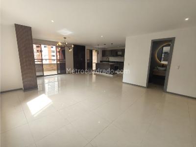 Apartamento de 3 alcobas en venta en Aves Maria, Sabaneta, 235 m² · foto 7 de 20