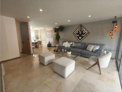 Apartamento de 3 alcobas en venta en El Tesoro, Medellín, 165 m² · foto 5 de 20