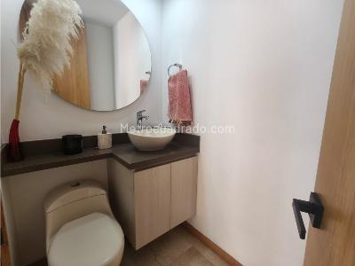 Apartamento de 3 alcobas en venta en El Tesoro, Medellín, 165 m² · foto 8 de 20
