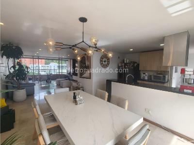 Apartamento de 3 alcobas en venta en El Tesoro, Medellín, 165 m² · foto 14 de 20