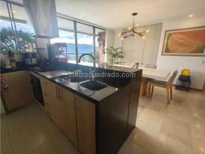 Apartamento de 3 alcobas en venta en El Tesoro, Medellín, 165 m² · foto 16 de 20
