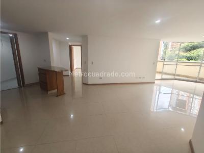 Apartamento de 2 alcobas en venta en Las Lomitas, Sabaneta, 85 m² · foto 2 de 19