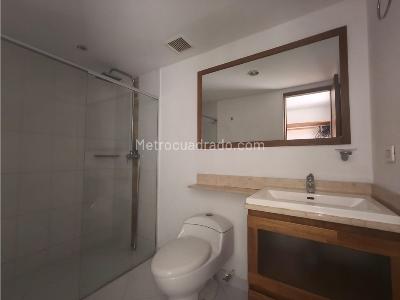 Apartamento de 2 alcobas en venta en Las Lomitas, Sabaneta, 85 m² · foto 17 de 19