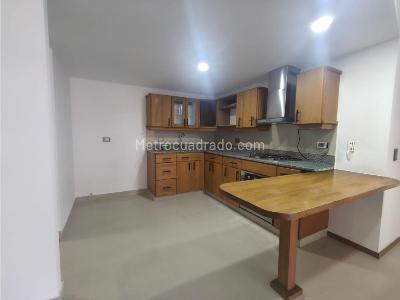 Apartamento de 3 alcobas en venta en Aves Maria, Sabaneta, 127 m² · foto 6 de 20