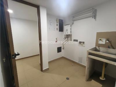 Apartamento de 3 alcobas en venta en Aves Maria, Sabaneta, 127 m² · foto 8 de 20