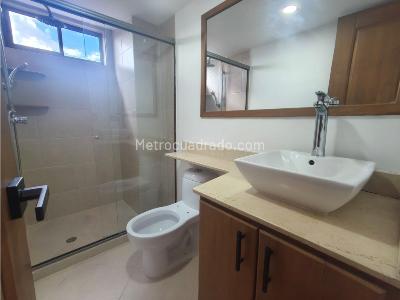 Apartamento de 3 alcobas en venta en Aves Maria, Sabaneta, 127 m² · foto 16 de 20