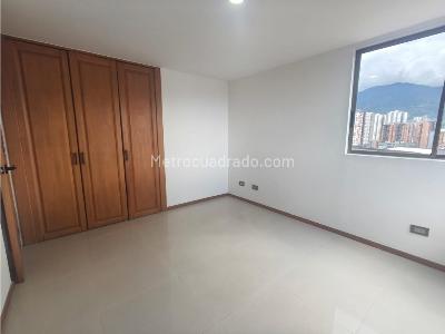 Apartamento de 3 alcobas en venta en Aves Maria, Sabaneta, 127 m² · foto 17 de 20
