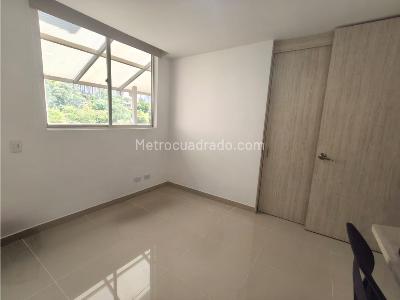 Apartamento en venta en La Cuenca, Envigado · foto 13 de 20