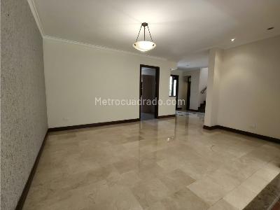 Casa de 3 alcobas en venta en Los Balsos, Medellín, 217 m² · foto 12 de 20