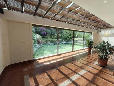 Casa de 3 alcobas en venta en Los Balsos, Medellín, 217 m² · foto 7 de 20