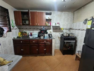 Casa de 5 alcobas en venta en Aranjuez, Medellín, 180 m² · foto 11 de 20