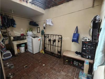 Casa de 5 alcobas en venta en Aranjuez, Medellín, 180 m² · foto 6 de 20