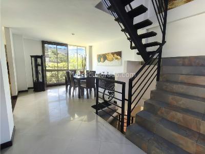 Casa de 4 alcobas en venta en Loma El Escobero, Envigado, 350 m² · foto 10 de 20