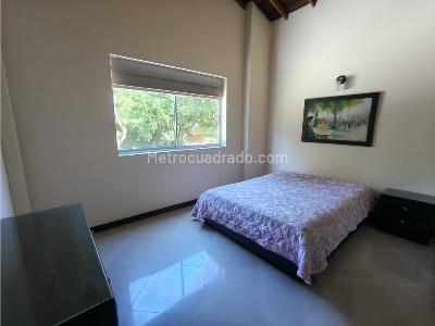 Casa de 4 alcobas en venta en Loma El Escobero, Envigado, 350 m² · foto 15 de 20