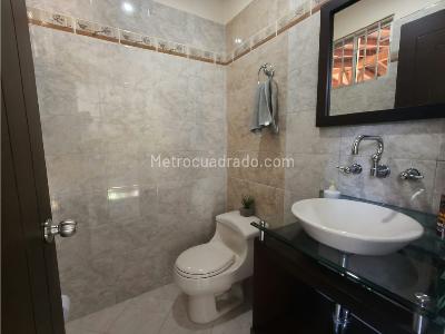 Casa de 4 alcobas en venta en Loma El Escobero, Envigado, 350 m² · foto 9 de 20