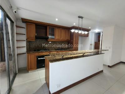 Casa en arriendo en Las Palmas, Medellín · foto 4 de 20