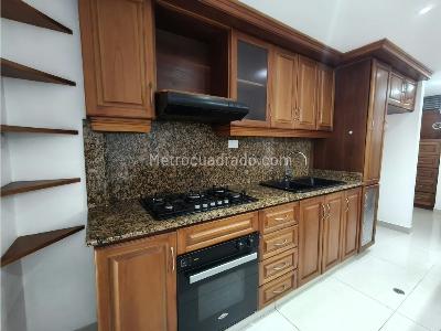 Casa en arriendo en Las Palmas, Medellín · foto 9 de 20