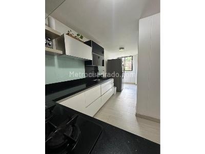 Casa de 3 alcobas en venta en Claraval, Envigado, 260 m² · foto 6 de 15