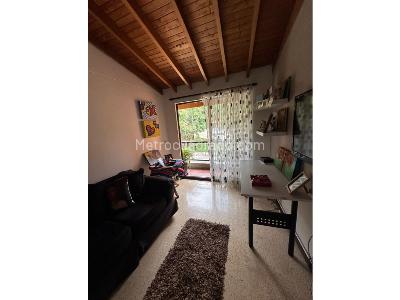 Casa de 3 alcobas en venta en Claraval, Envigado, 260 m² · foto 8 de 15