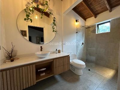 Casa de 3 alcobas en venta en Claraval, Envigado, 260 m² · foto 13 de 15