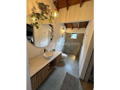 Casa de 3 alcobas en venta en Claraval, Envigado, 260 m² · foto 14 de 15